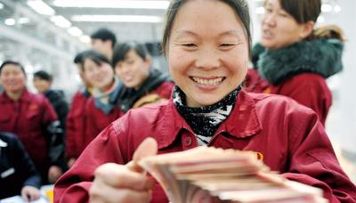 延迟退休|延迟退休还未实行，又有人提议按“工龄退休”，后者更获众人好评