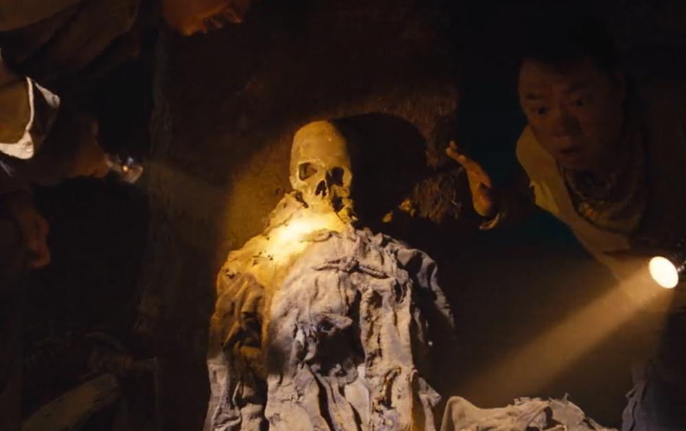 鹧鸪哨|《鬼吹灯》陈玉楼瞎眼,鹧鸪哨断臂,除了铁三角,配角结局都好惨