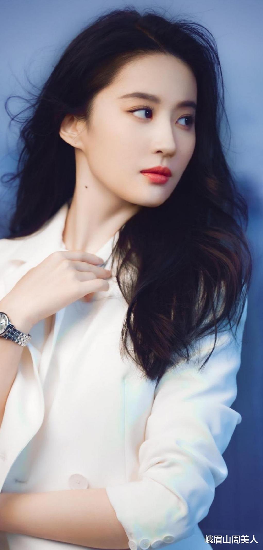 发型 ?你适合长发还是短发?身高决定头发长度,选错了很容易显矮没气质