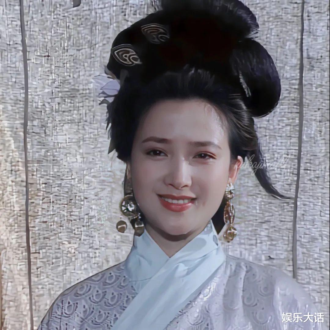 溜肩|穿古装绝美的“溜肩”女演员,只服这6位,肩若削成,宛若画中人