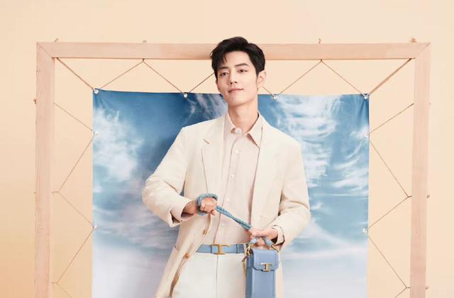 肖战|肖战《骄阳伴我》再传新动态，编剧已经关注肖战，曾获白玉兰奖