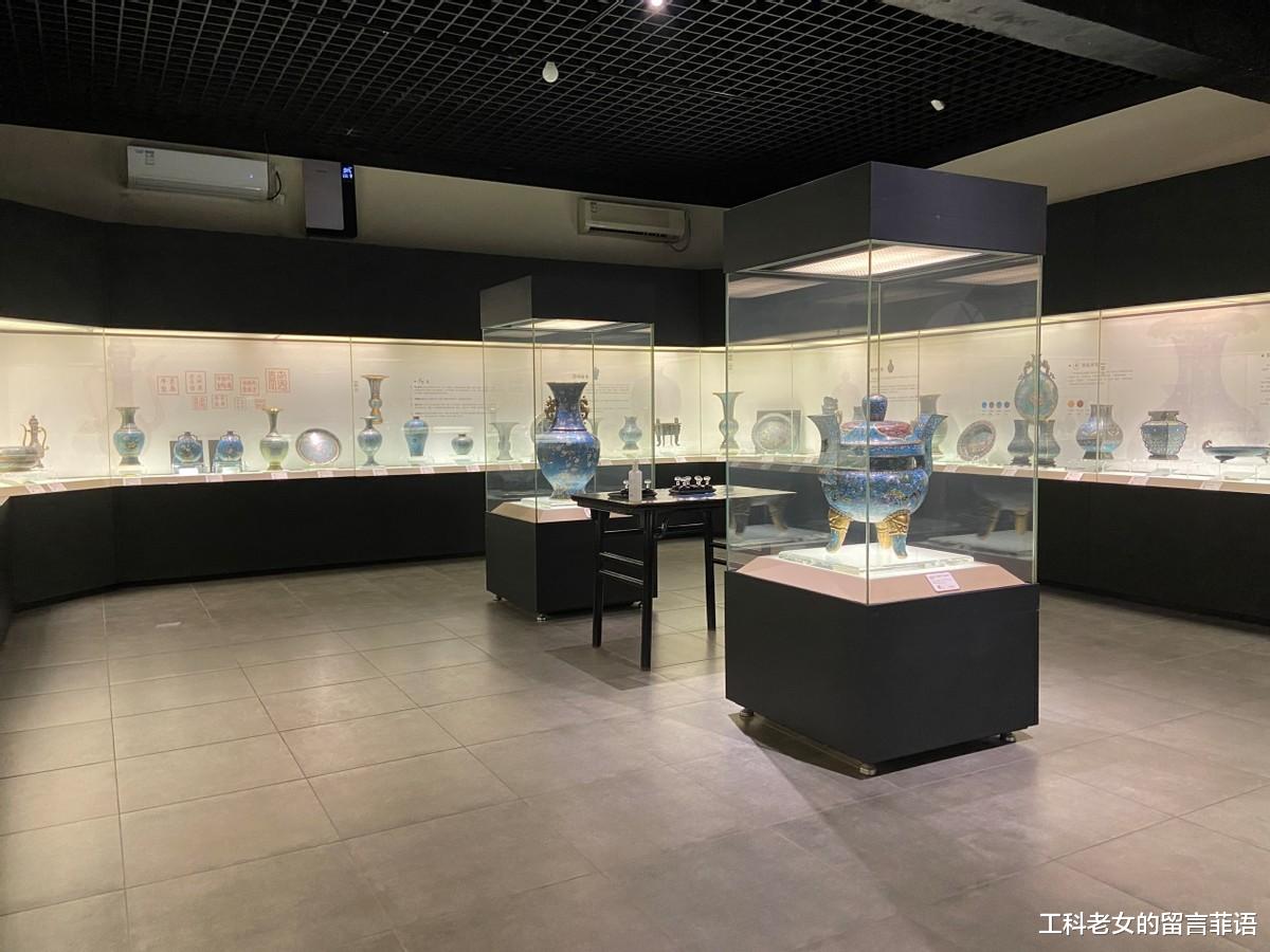 博物馆|观复藏品：琳琅满目的藏品，还有一墙冷兵器