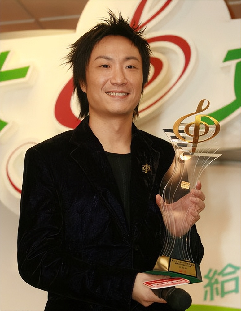 郑中基|离婚12年后,再看郑中基和阿Sa现状,离开是最好的选择