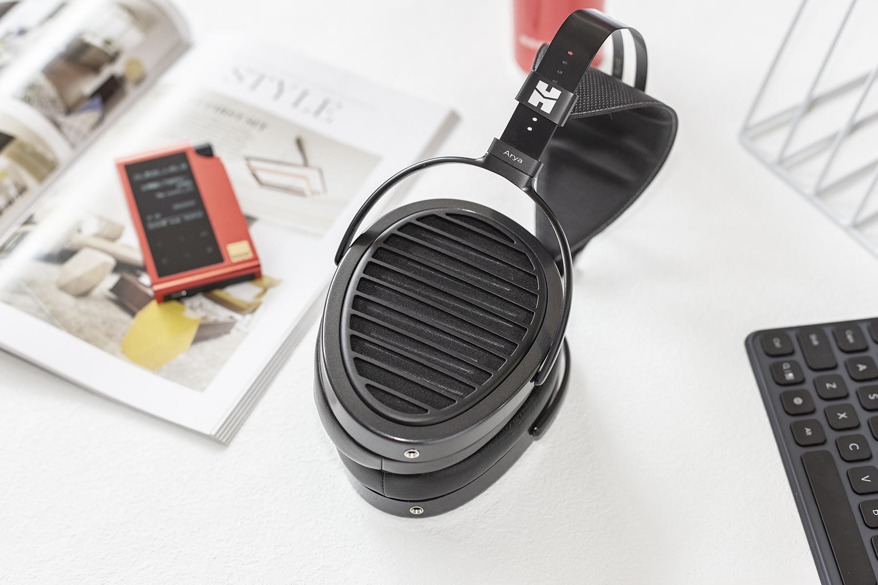 电池|隐形磁体带来的顶配解析力，HIFIMAN Arya深度试听体验