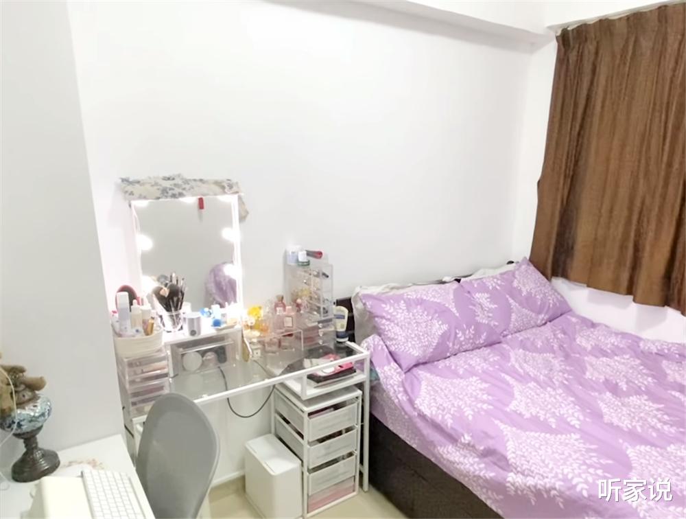香港小夫妻住29㎡“纳米楼”:坐马桶上腿顶墙,两室一厅太逼仄