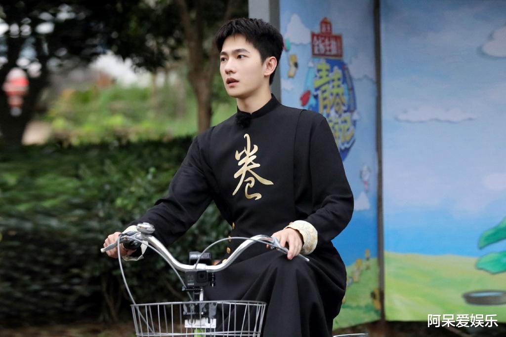 杨洋|《青春环游记3》杨洋说错话上热搜？粉丝还原真相：已经第三次了