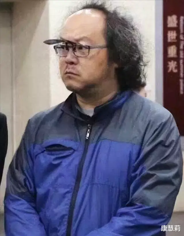 李连杰|年轻时帅气英俊，老了却丑得千奇百怪，这8位男星一个比一个可惜