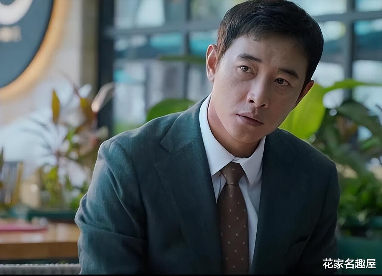 律师|《庭外》看到萧臻与萧闯互怼，才明白萧臻与乔邵廷合作的实情