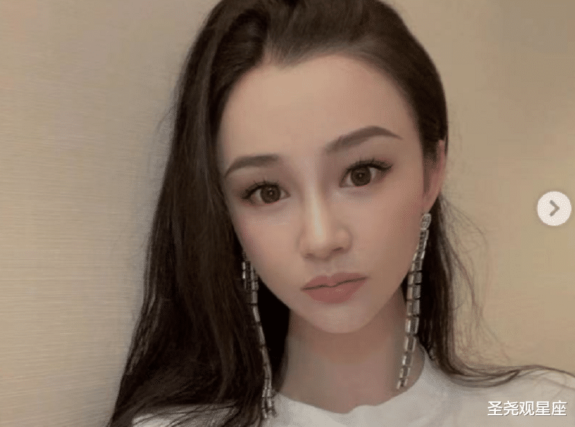 吴秀波|吴秀波前女友定居北京!日常出行专车接送,爱买奢侈品生活太惬意