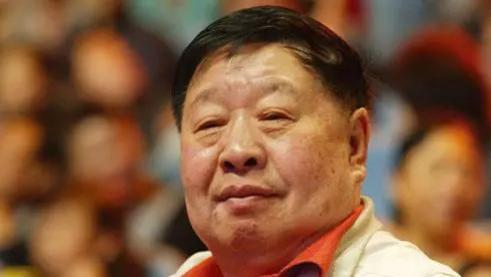 相声|相声名家冯巩曾经感谢侯耀文的提携，其实马季和侯耀文关系也很好