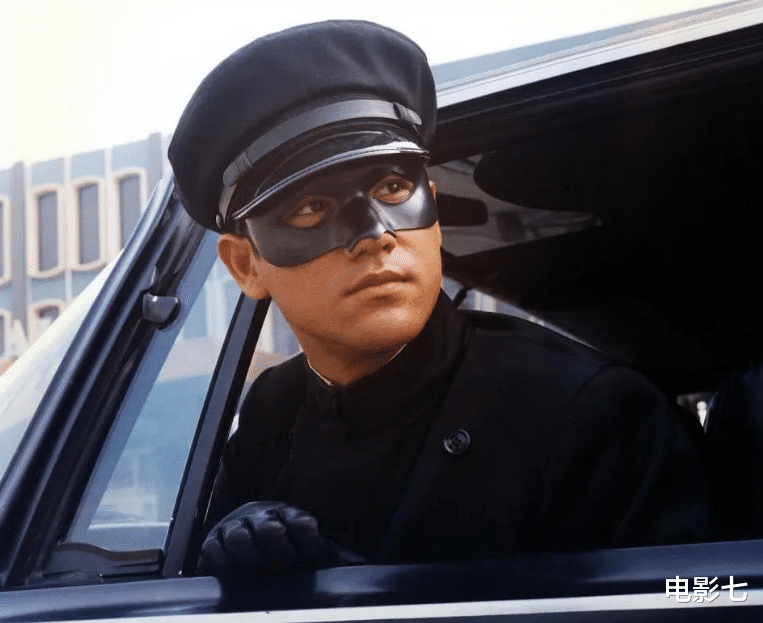 青蜂侠|票房仅4万,上映7天遭下架,事实证明,李小龙的成功难以复制