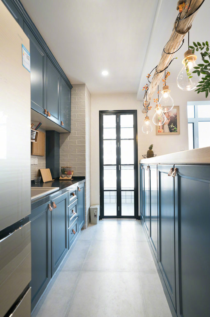 68平米的小两居,简欧混搭效果温馨精致,入门就能被迷住了