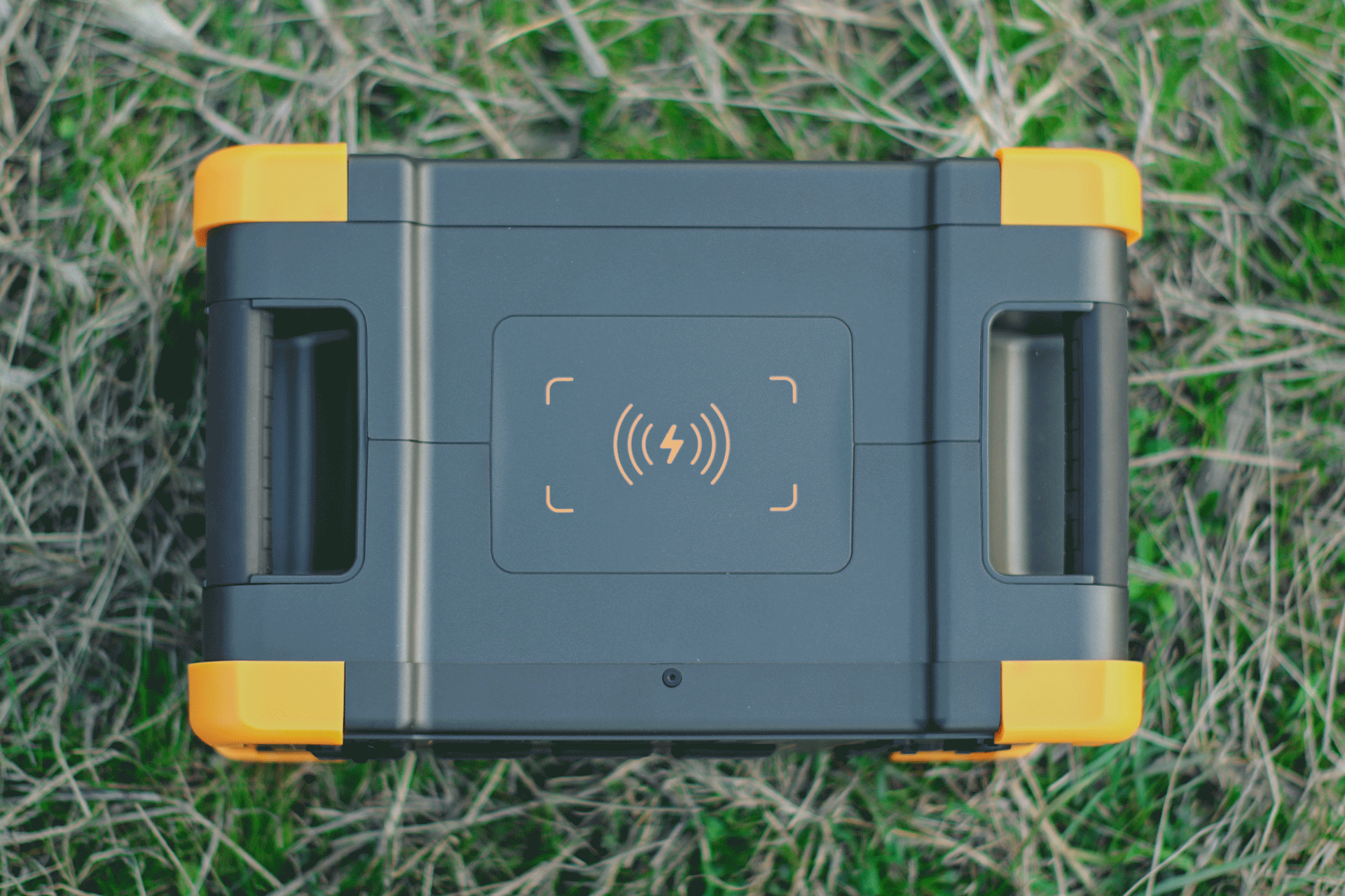 移动电源|1万块的移动电源，玩过后竟然不觉得亏，百克龙E3000户外电源体验