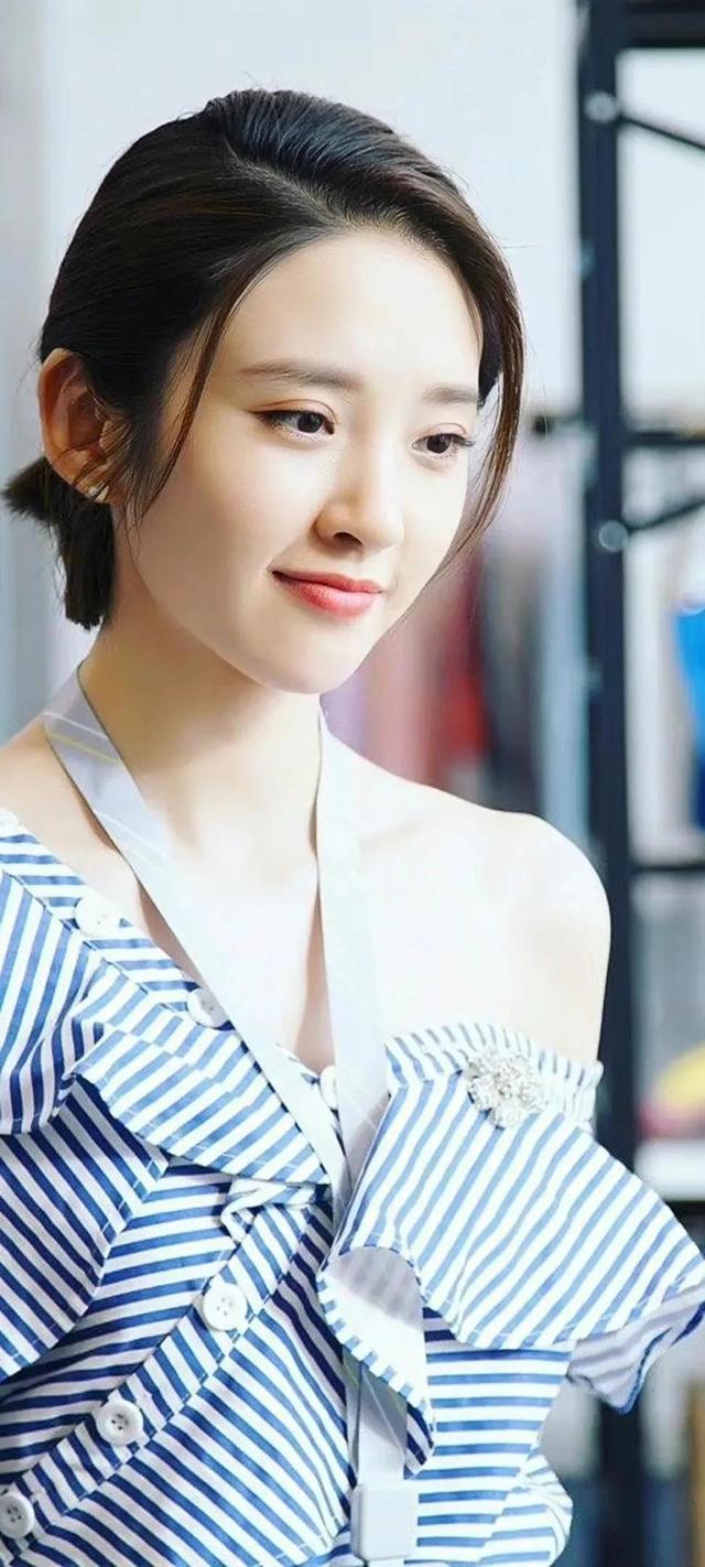 唐艺昕|高清壁纸分享—天生丽质的女神唐艺昕