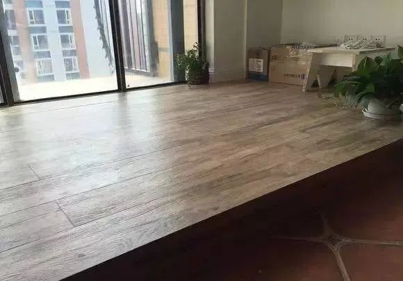 邻居12万打造的美式新房,进门的玄关墙让人挪不动脚,实在漂亮