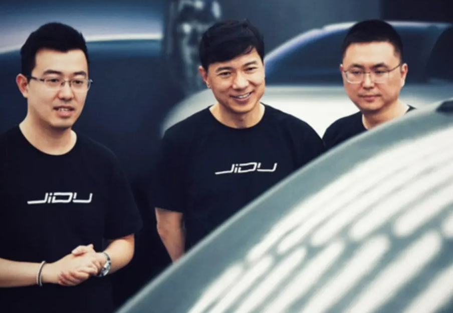 大公司|无人驾驶深挖近十年，李彦宏造车啥时交付？