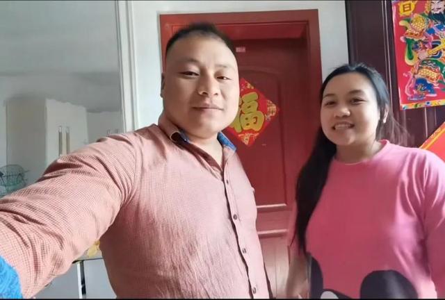 80后河南男子娶菲律宾媳妇,生一娃,每个月给丈母娘1000块生活费