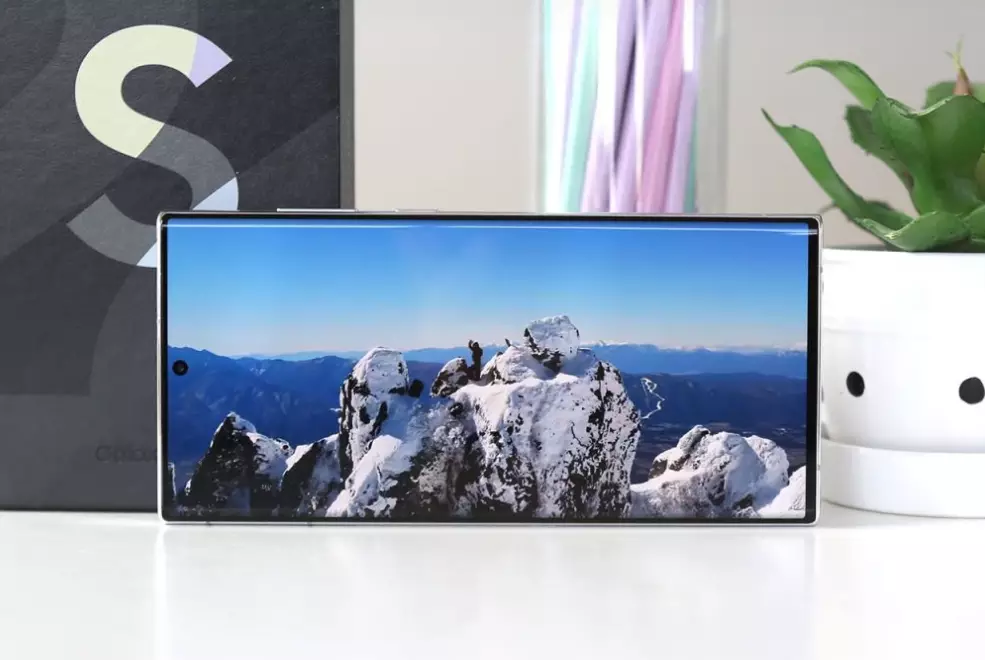 智能手机|智能手机的「天花板」?这三家的配置不服不行,绿哥带你速览