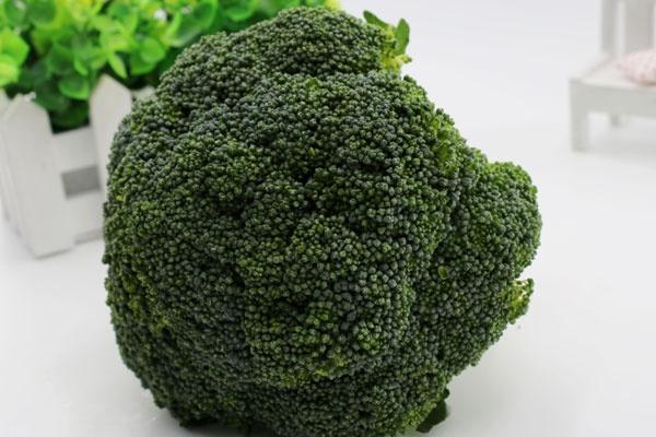 大肠癌|肠癌来临前,早起上厕所可能会有3种“异常”,很多人却忽略了