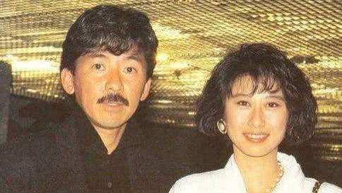 叶倩文|“歌后”叶倩文：靠美貌征服6个男人，凭借闺蜜老公成功上位