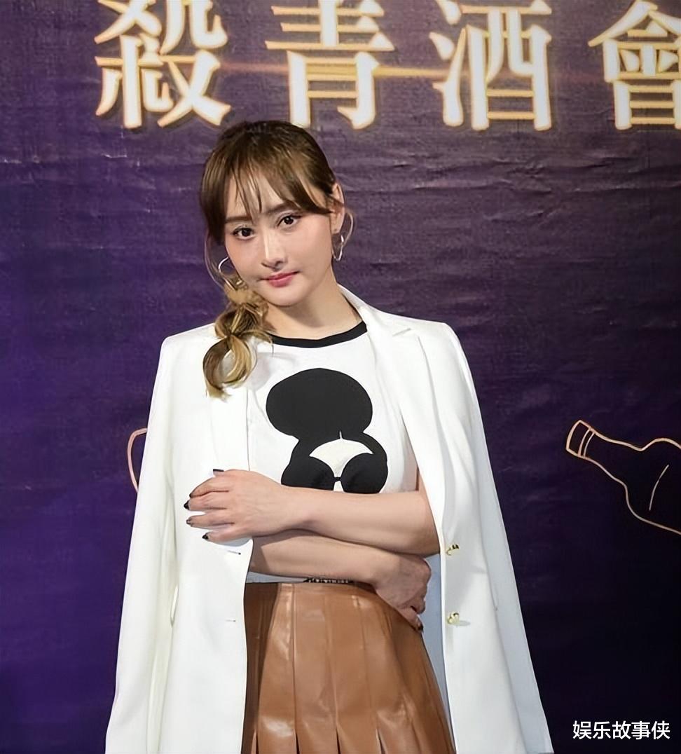 婚变|巧合？3代琼瑶剧女主全婚变！网友：“紫菱真的失去了她的爱情”