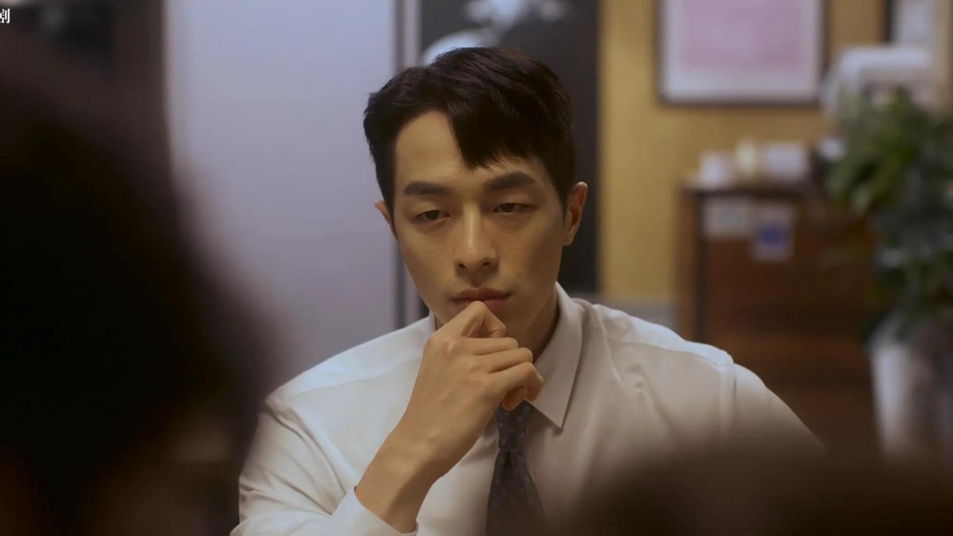 董里|强推一部职场小甜剧！高冷上司爱上职场小绵羊，超甜！