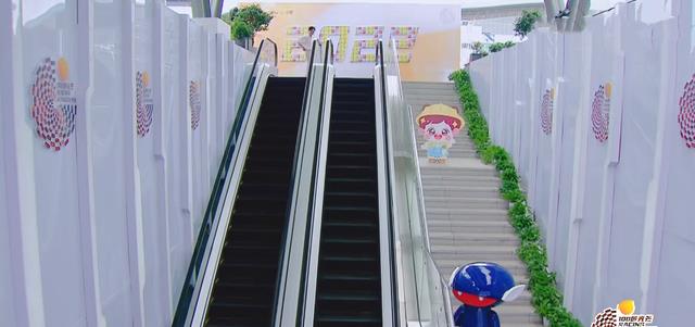 湖南卫视|播放量破5亿，湖南卫视搬出7位主持人，终于让这档综艺拿下第一