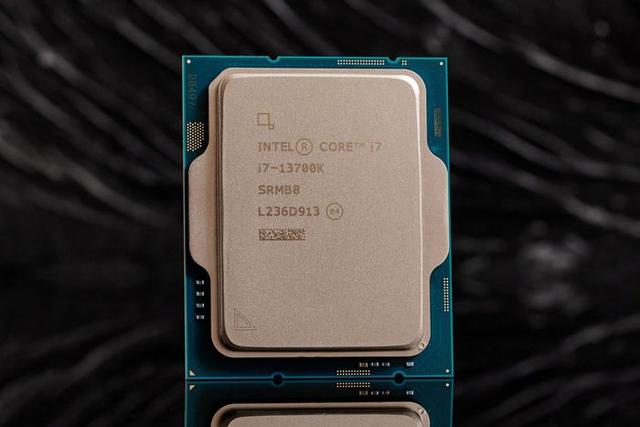 CPU|Studio内容创作首选处理器，英特尔Core i7-13700K评测