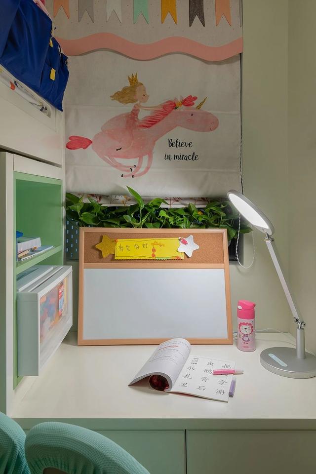 ?41㎡老房改造,阳台加高20cm做榻榻米,轻松逆袭三居室,真巧妙!