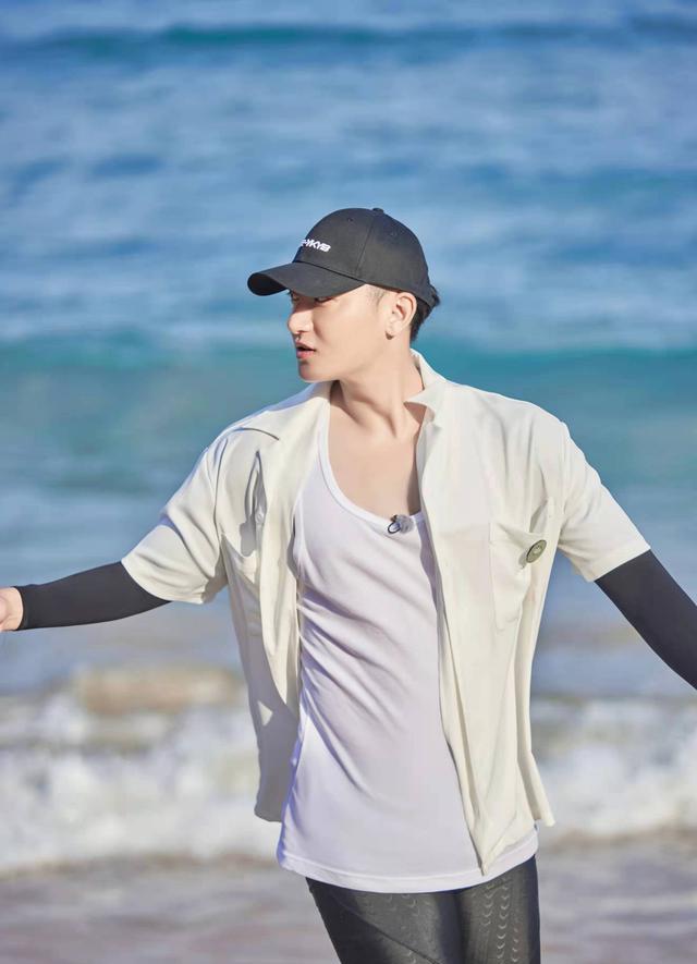 黄子韬|群演爆料黄子韬拍《甜蜜的你》时耍大牌？看看其他群演怎么说