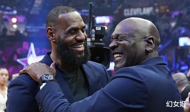 迈克尔·乔丹|NBA操纵比赛太过了，总冠军其实早已确定！勇士、太阳只能陪跑