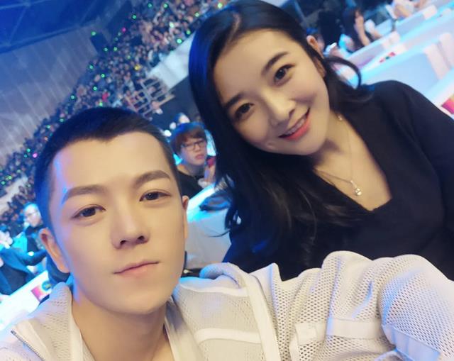 王栎鑫|太刚了!王栎鑫深夜发文怼营销号,言简意赅引网友夸赞