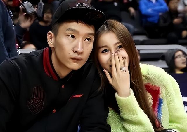 孙悦|孙悦35岁娇妻签代言！身材曼妙吃穿不愁，母女二人定居美国很惬意