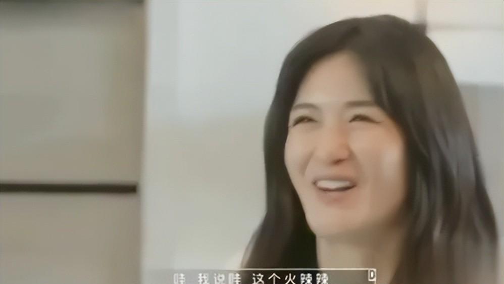 伊能静 强行扮嫩、动脸成瘾、为减肥切胃洗肠，女星的畸形审美好恐怖