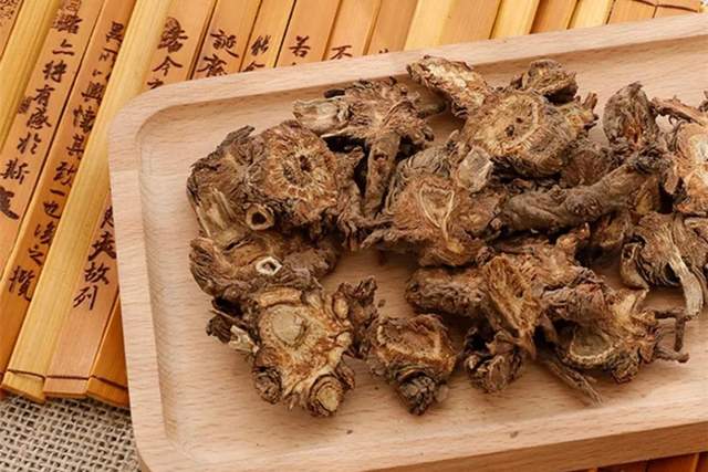 骨关节炎|骨关节炎多年,骨头里面冒凉风,就用它!1味中药“退风使者”