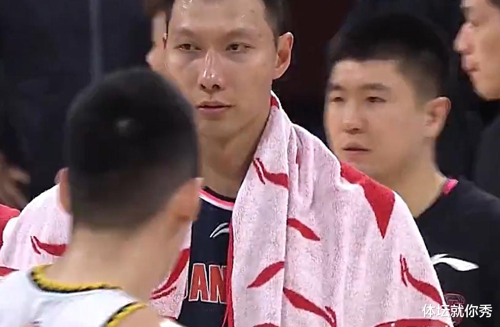 广东男篮|没有了，没有广东了！辽宁2-0拿到赛点，被轰13-0，杜锋都气炸了