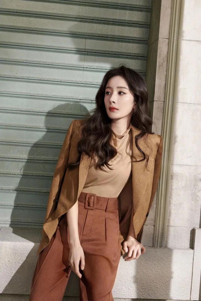 经典|“中女感”,会是新一轮的“流行密码”吗?