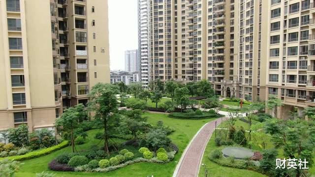 宅基地|村民为什么不愿意“村村合并”？搬进楼房不好吗？有4个现实原因