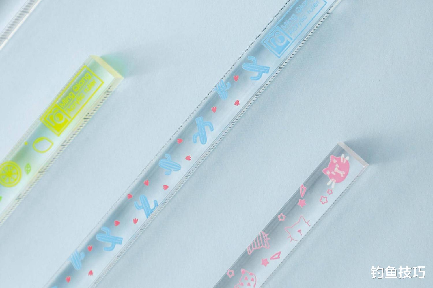 |钓鱼主播的新型骗术,用泥巴钓鱼和亚克力棒牵引鱼