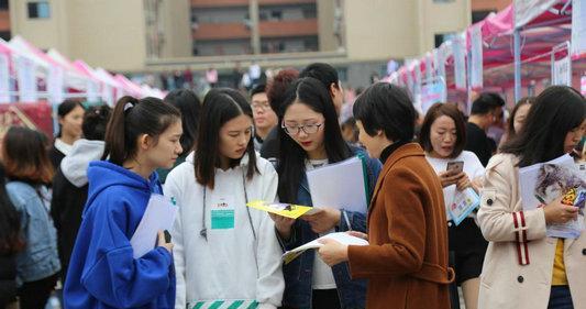 国企|2022一国企单位招聘了，9险2金月薪8千起，有能力的大学生别错过