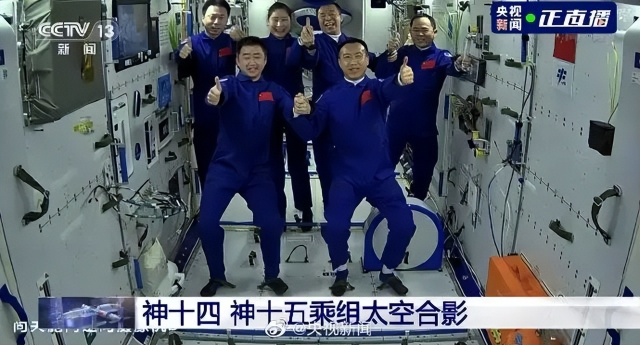 中国年龄最大的航天员—邓清明神舟十五号圆梦太空,56岁不服输!