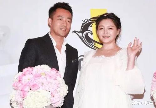 大S|服软了？张兰回怼网友后，正面回答抚养权给足大S体面，这招太狠