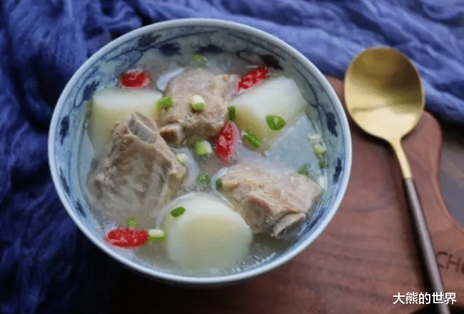 “深秋补阳,手脚不凉”!建议:常吃5种温补食物,秋冬不怕冷