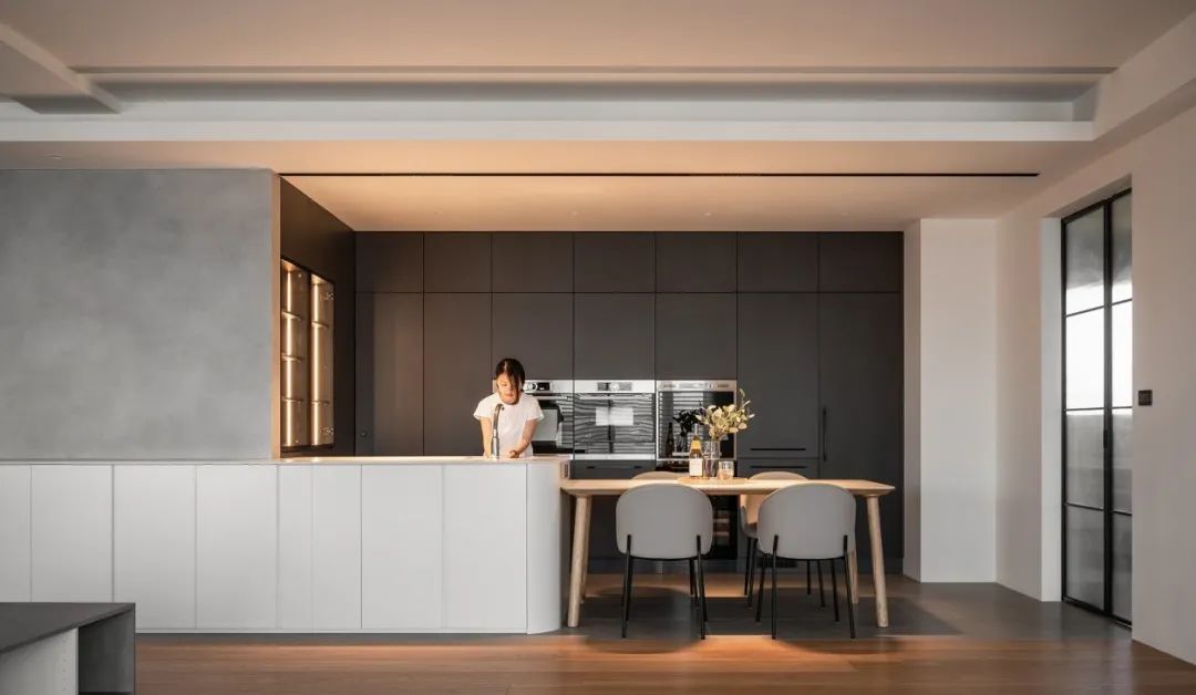 120m2原木+极简：入住2年还整洁如新，有娃的家庭快看！