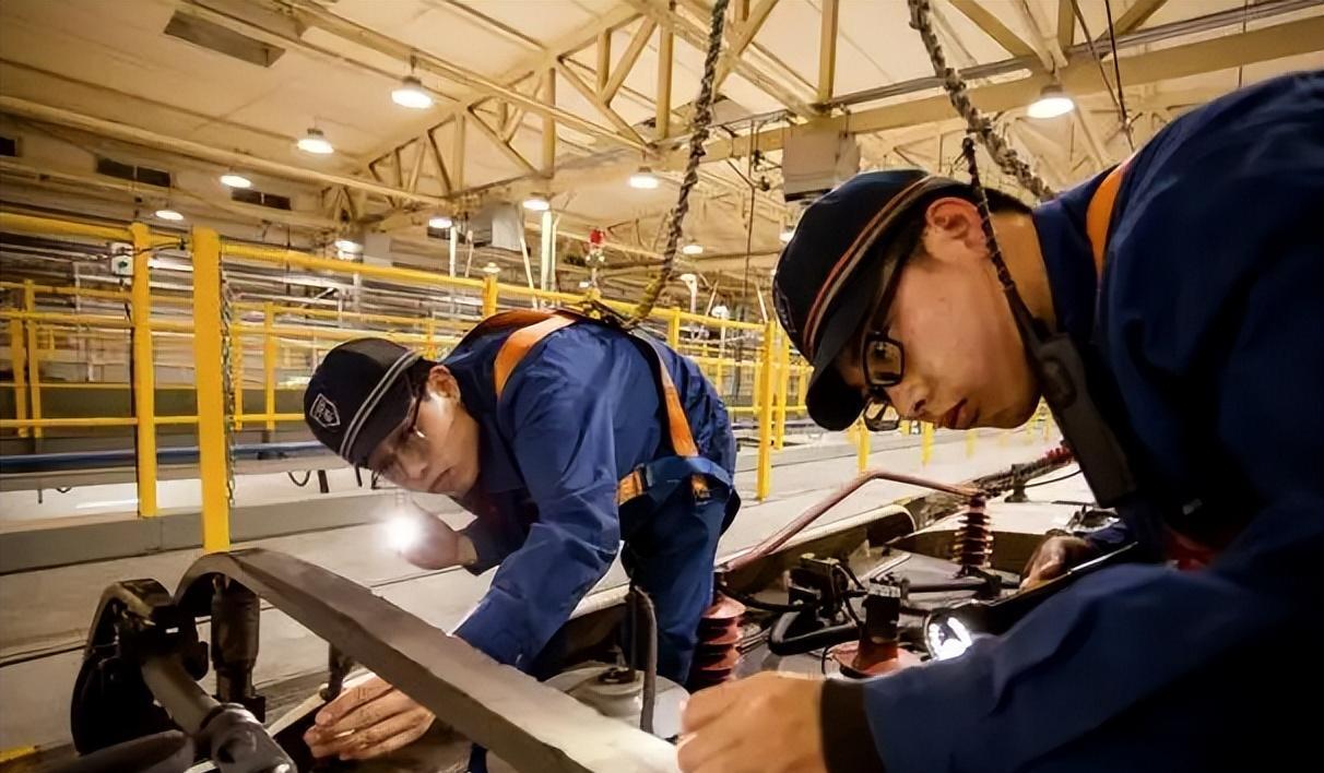 大学生|又一央企开始招聘!六险二金是标配,专科生也可报名!快来看看吧