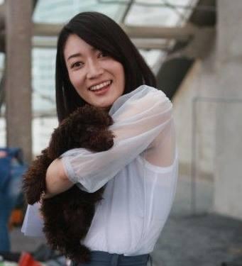 松峰莉璃|日本女星在中国跑龙套多年,靠《伪装者》爆红,今成中国媳妇!