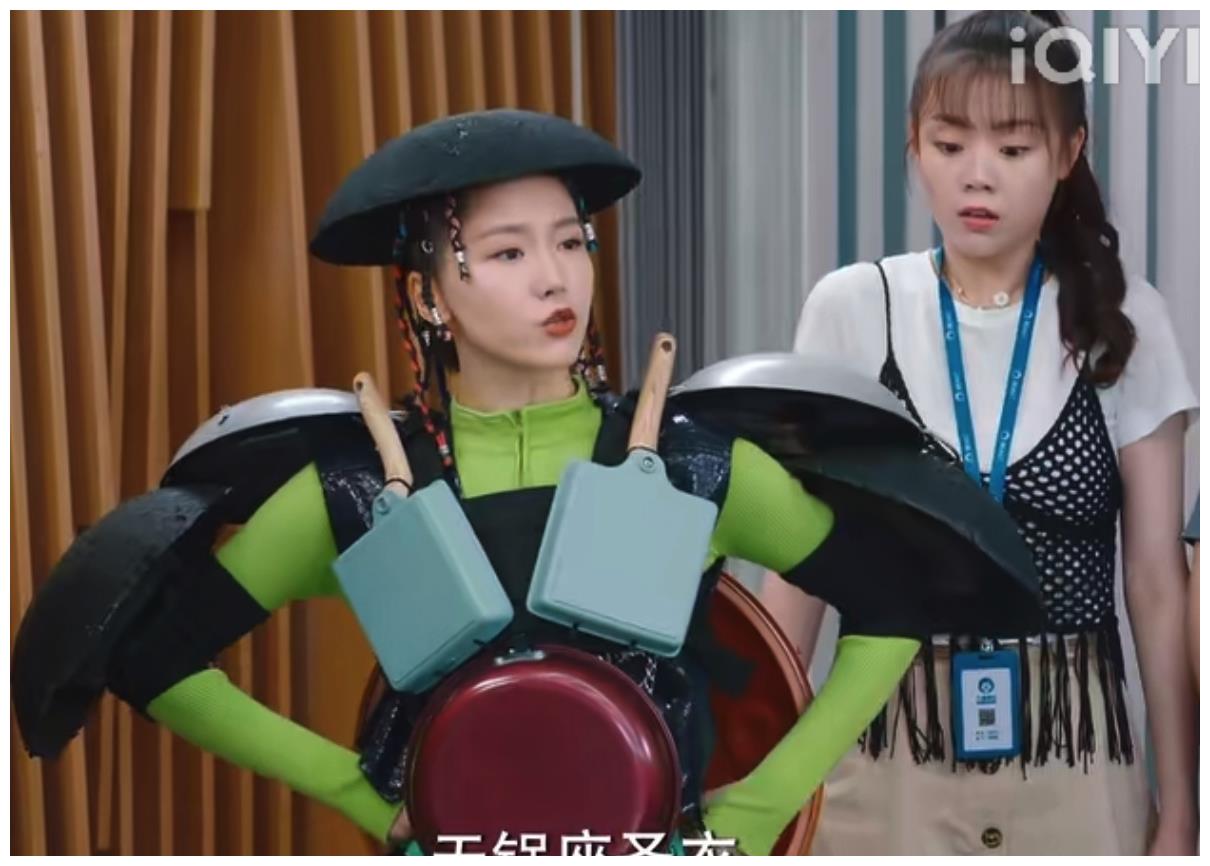 破事精英|喜欢情景喜剧？看它！荒诞又现实的《破事精英》值得入手