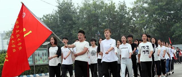 医生|在技校的日子非常迷茫,不知道应该怎么办,都能考哪些大学?