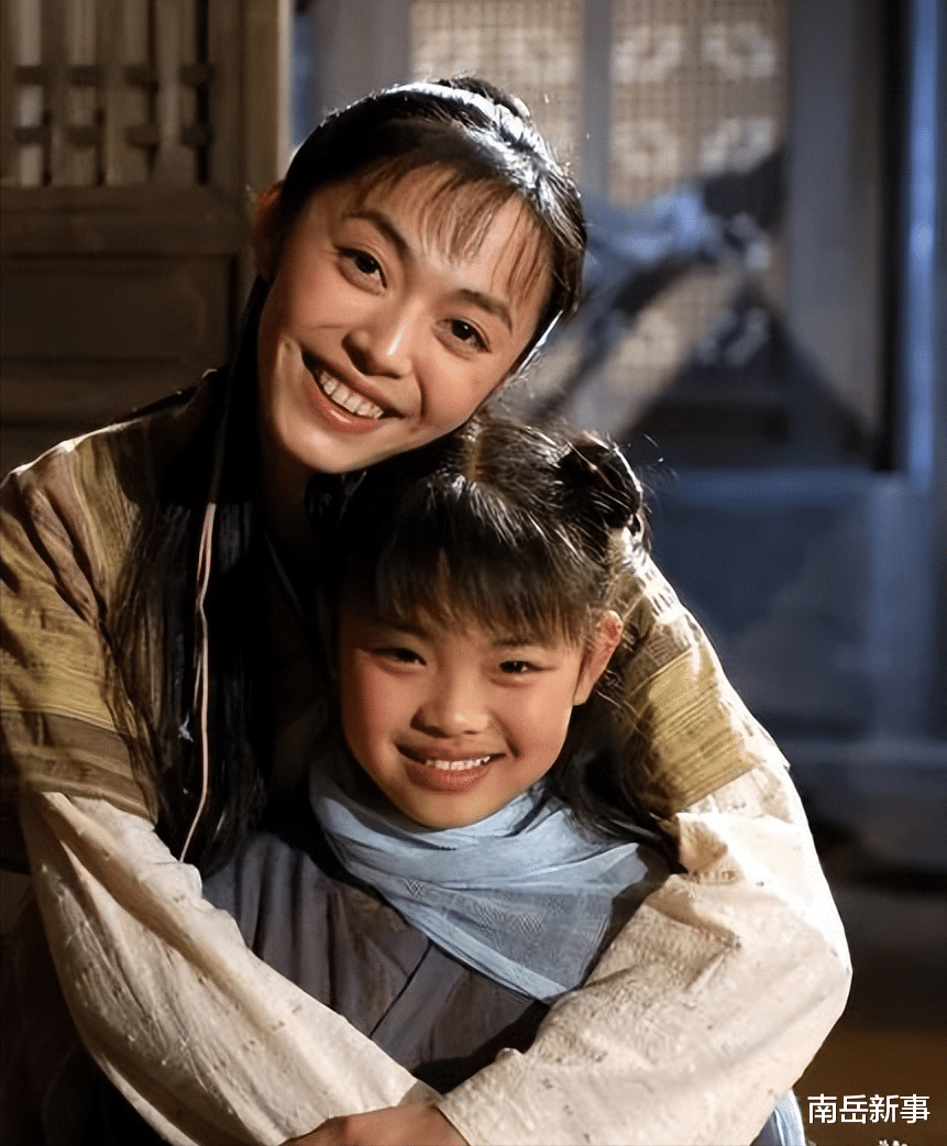 林志玲|林志玲的手，韩雪的脚，刘晓庆的耳朵，女明星还有哪里“大”？