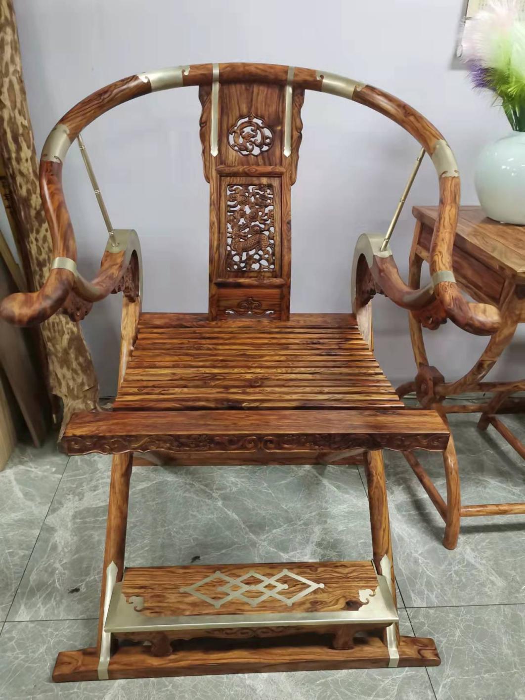 在青岛新顺家具有一把200多万的椅子，竟然长这样？